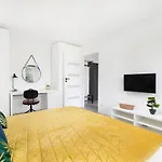 Easy Rent- Zakopianska 24h Check-in