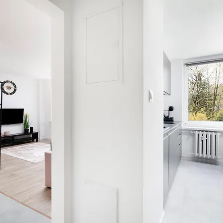 Easy Rent- Zakopianska 24h Check-in 公寓 *